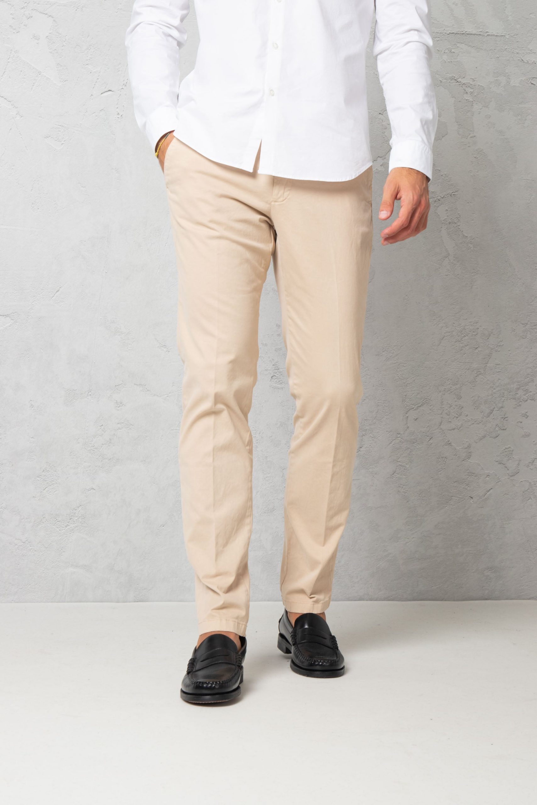 pantaloni-beige-367lyd-1.jpg